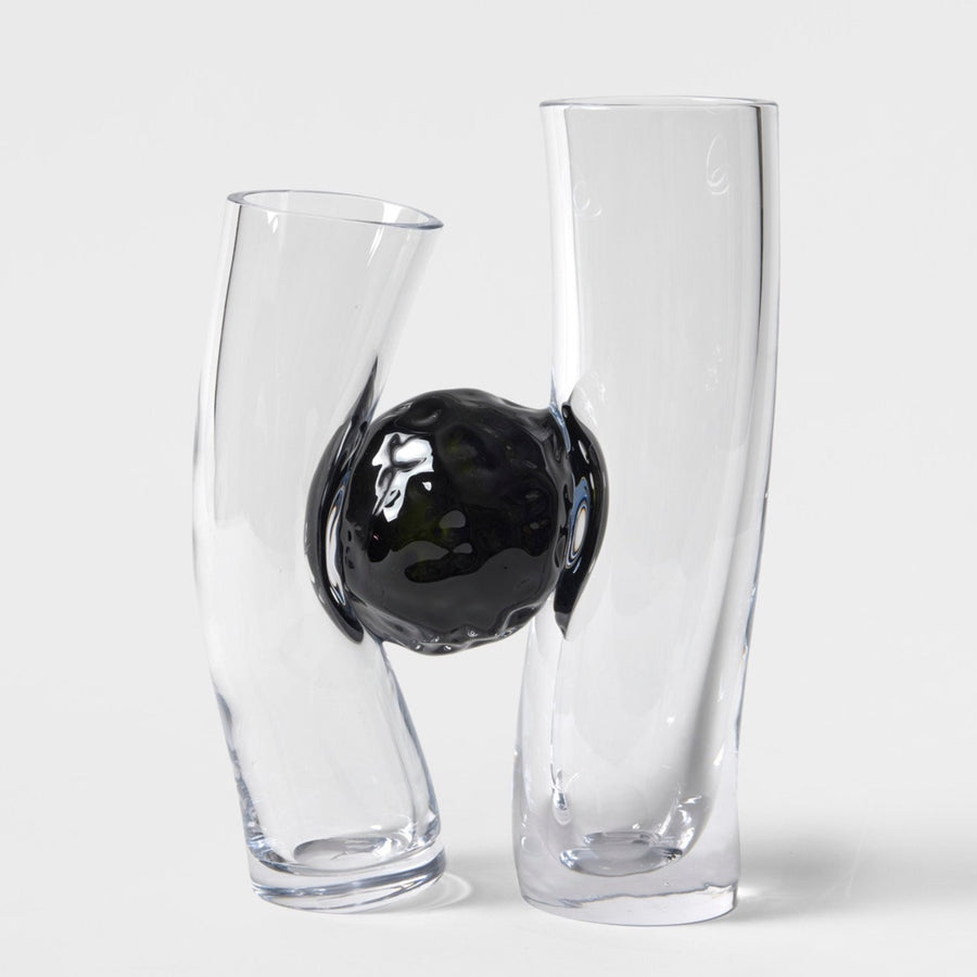 Flavie Audi artist glass blowing glass vase les vases communiquant  black blob glass