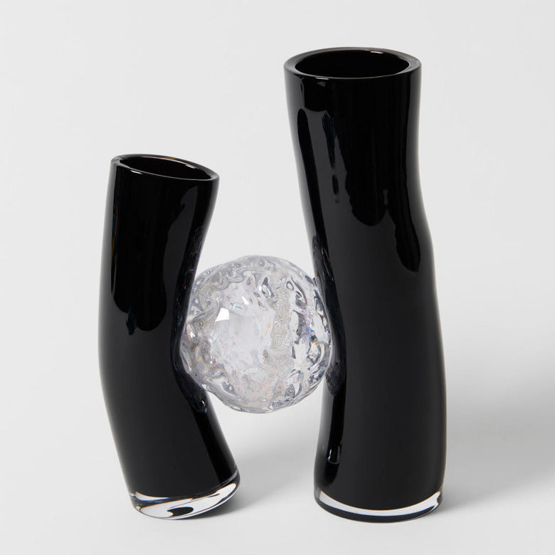 Flavie Audi artist glass blowing glass vase les vases communiquant  black series medium