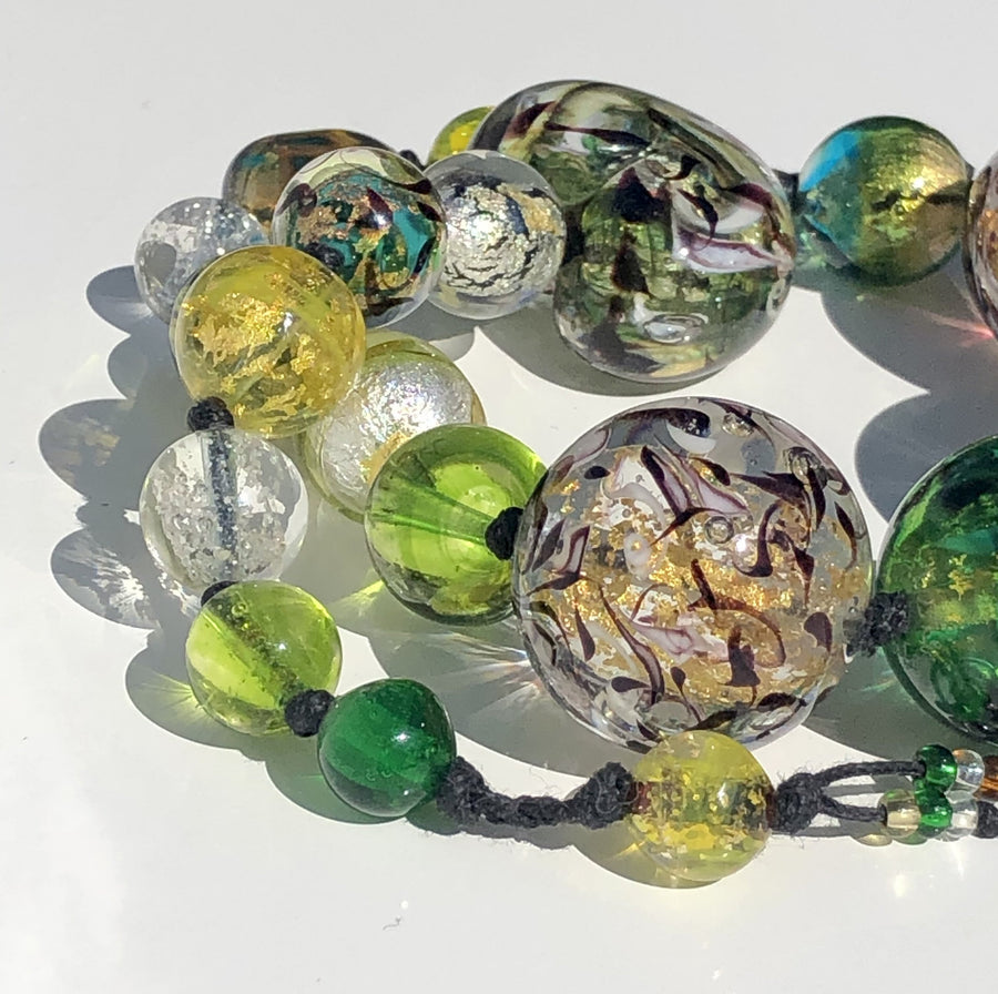 Muriel Balensi green women necklace glass beads women jewellery The Art of Venetian Glass Beads perle sommerso
