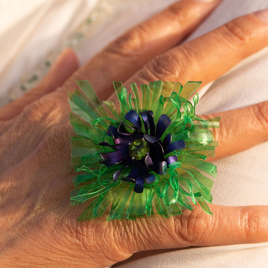 Enrica Borghi margherita burgener fiordaliso green ring recycled materials precious stones
