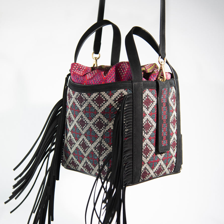 Demetria black bucket bag embroideries weaving from philippines  idee filip+inna