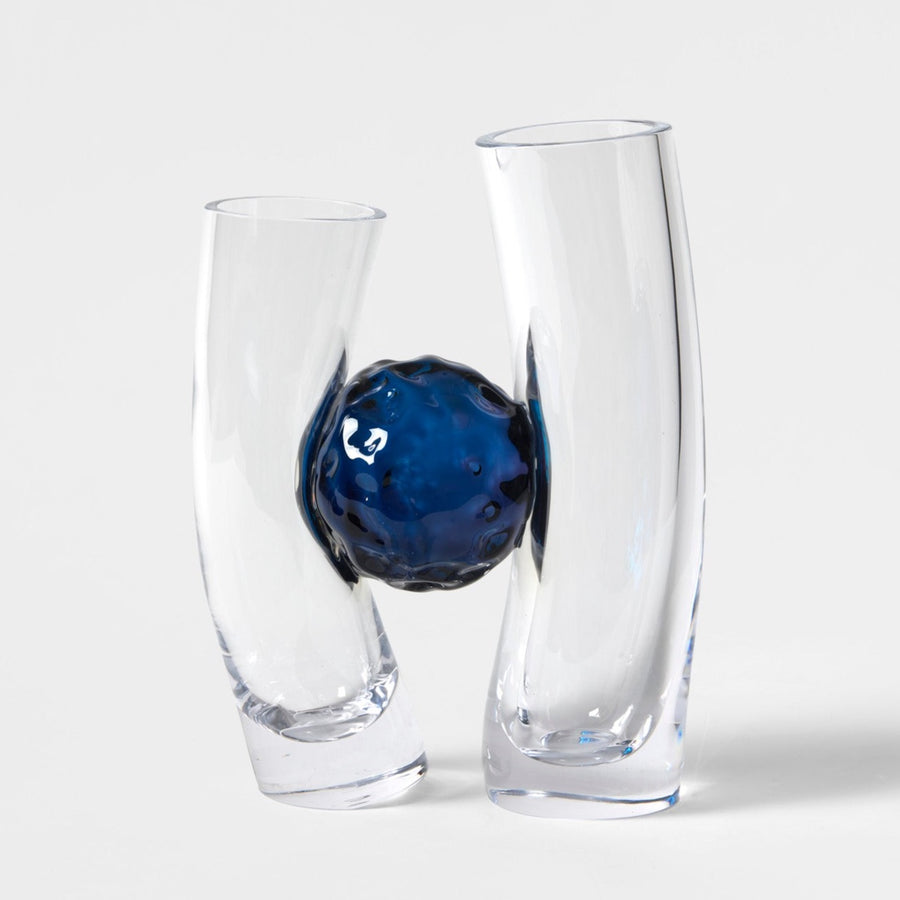 Flavie Audi artist glass blowing glass vase les vases communiquant deep blue series